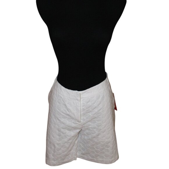 Izod White Embroidered Fabric Lined Zip Button Shorts, Size 8 NWT's - Picture 2 of 15